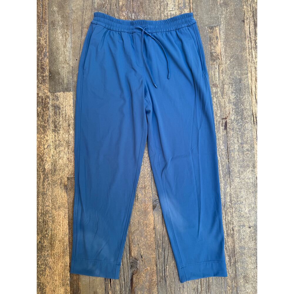 Lululemon Lightweight Women’s Pants Size S